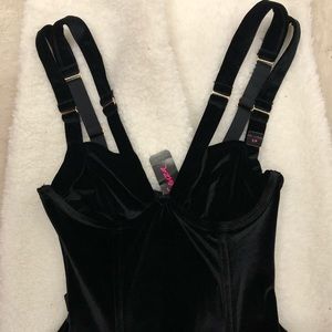 Velvet bustier NEW